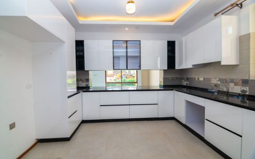 4 Bedroom Townhouse in Runda