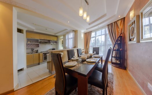 3 Bedroom + Sq Apartments In Kilimani To Rent