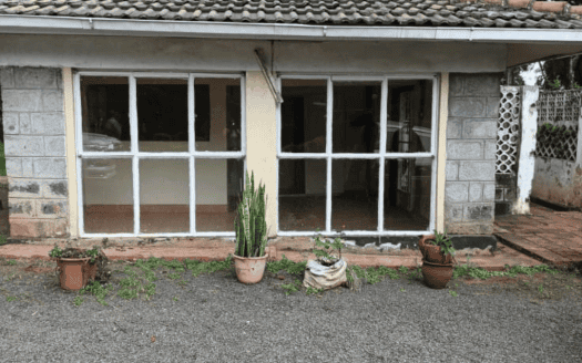Stand alone House, Lavington