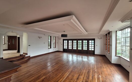 5 Bedroom House in Runda