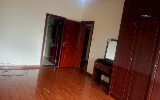 3 Bedroom Apartments in Valley Arcade