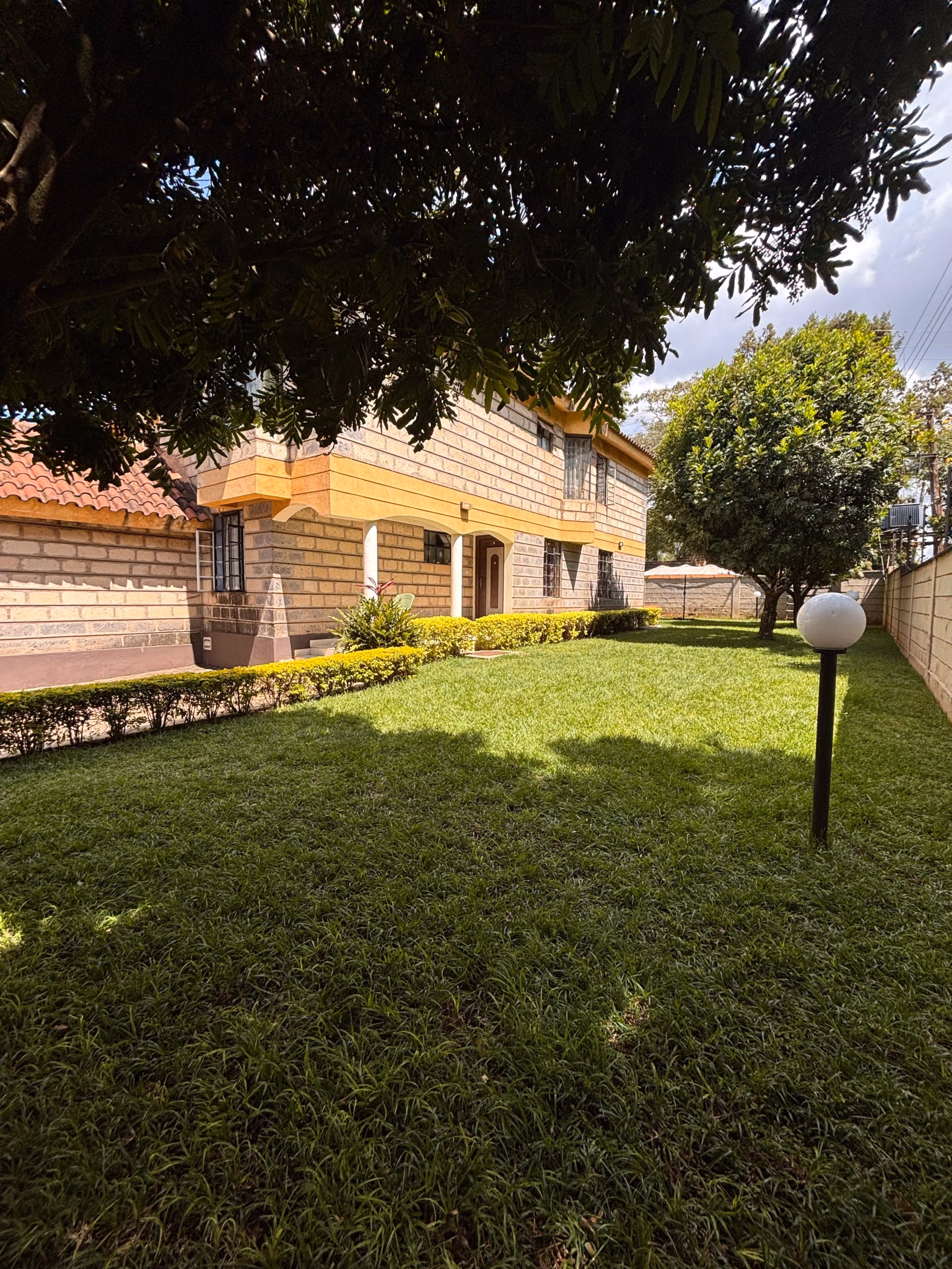 4 Bedroom Townhouse with DSQ, Lavington